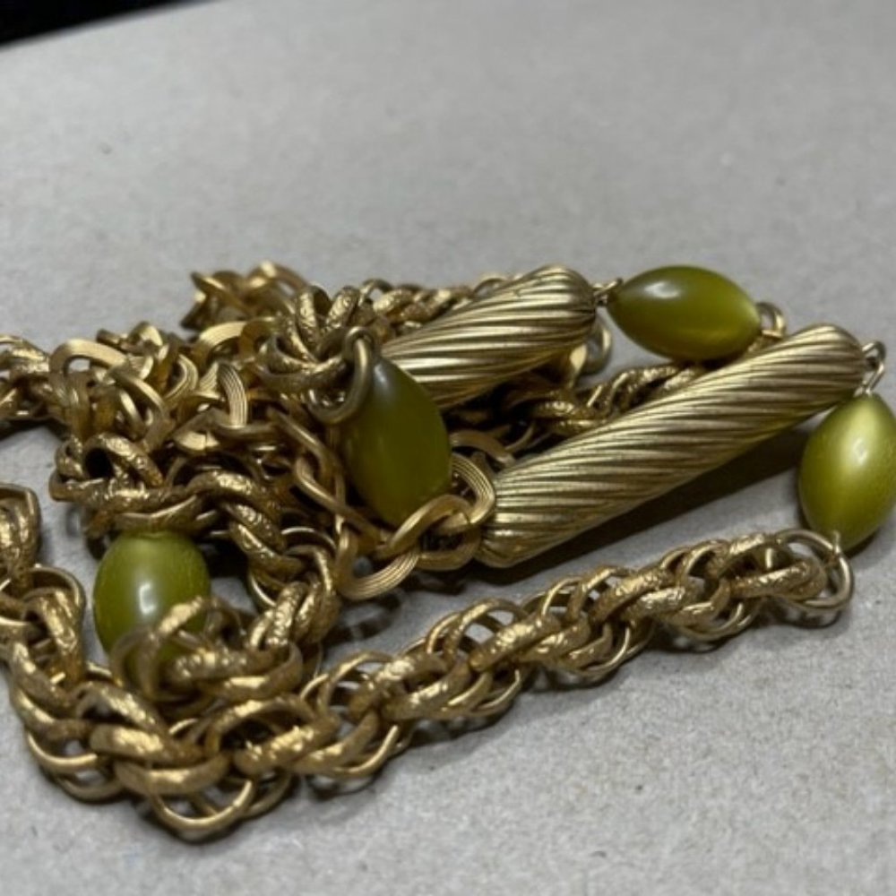 1940's 30" Continuous Matte Gold Tone Chain with Green Moon Glow Accent Beads